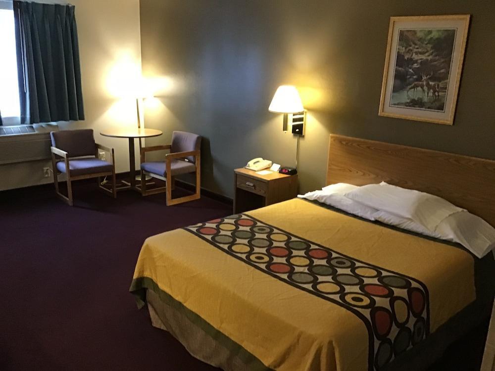 Super 8 By Wyndham Super 8 Blackfoot Extérieur photo