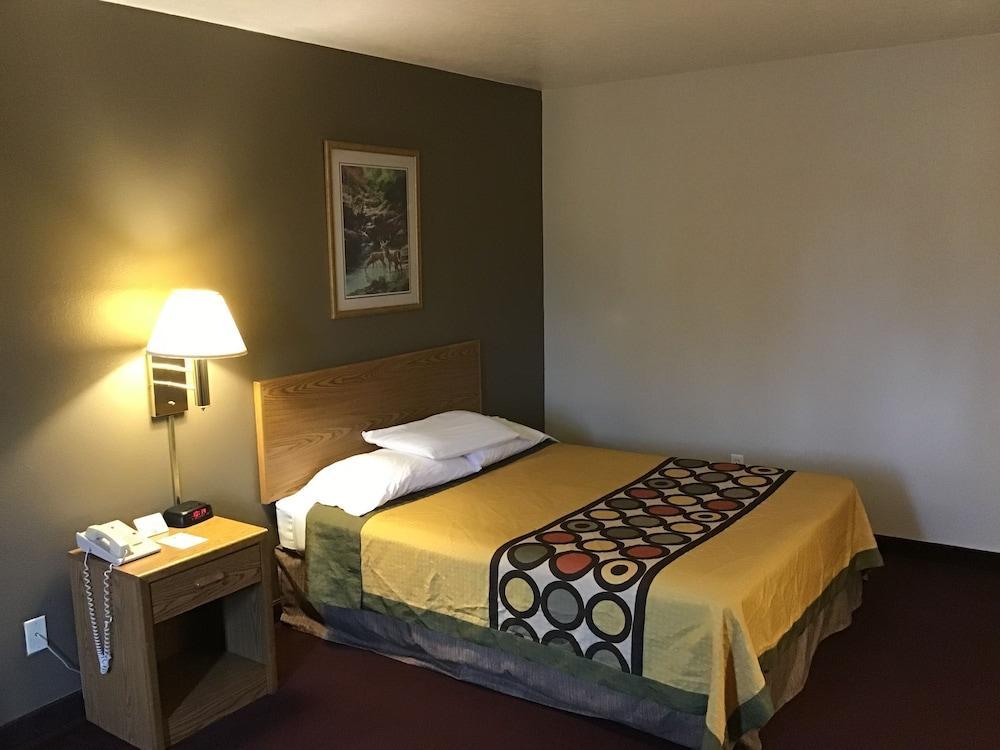 Super 8 By Wyndham Super 8 Blackfoot Extérieur photo